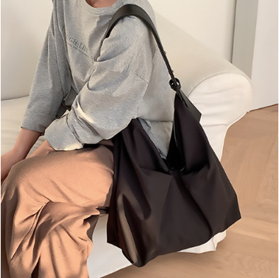 위베이지크 수납력갑 여자 숄더 에코백 보부상 가방